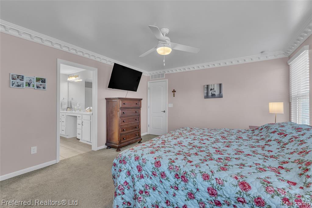 49720 Shoreline Drive, Canton, MI 48187 — Photo 40