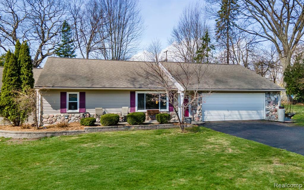 2941 Silverhill Drive, Waterford, MI 48329 — Photo 5