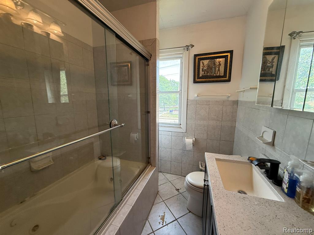 348 Josephine Street, Detroit, MI 48202 — Photo 19