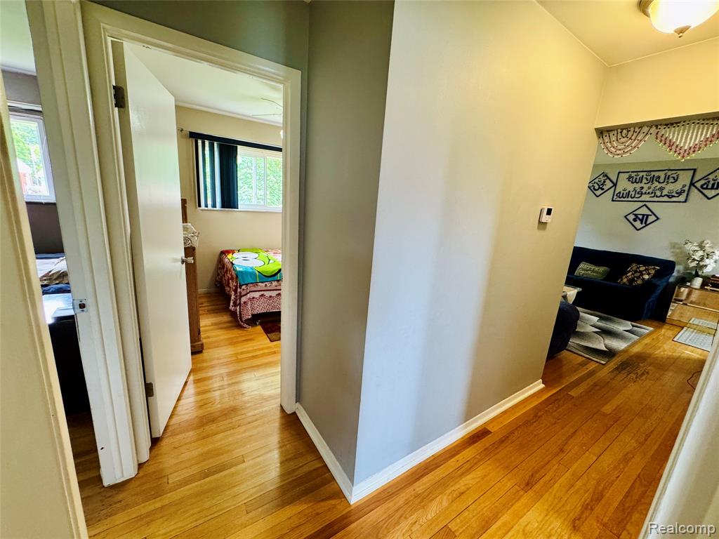 33564 Vista Way Way, Fraser, MI 48026 — Photo 17