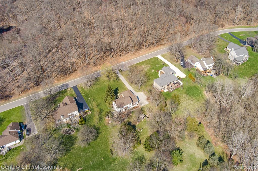5492 E Alyssa Court, White Lake, MI 48383 — Photo 90