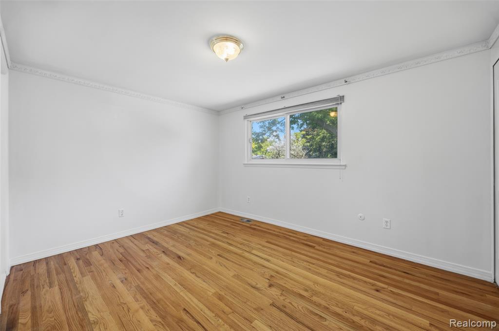 14018 Greentrees Street, Riverview, MI 48193 — Photo 25