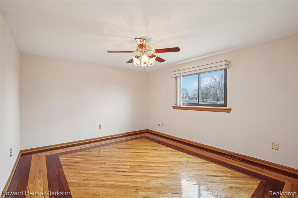 39891 Litke Court, Clinton Twp, MI 48038 — Photo 12