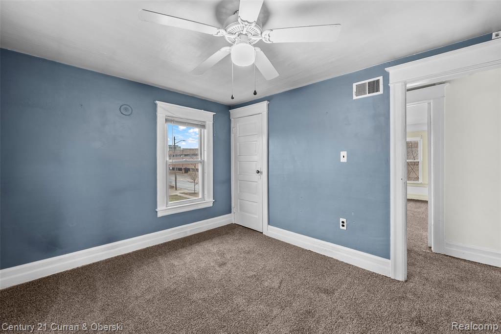 902 S Washington Avenue, Royal Oak, MI 48067 — Photo 13