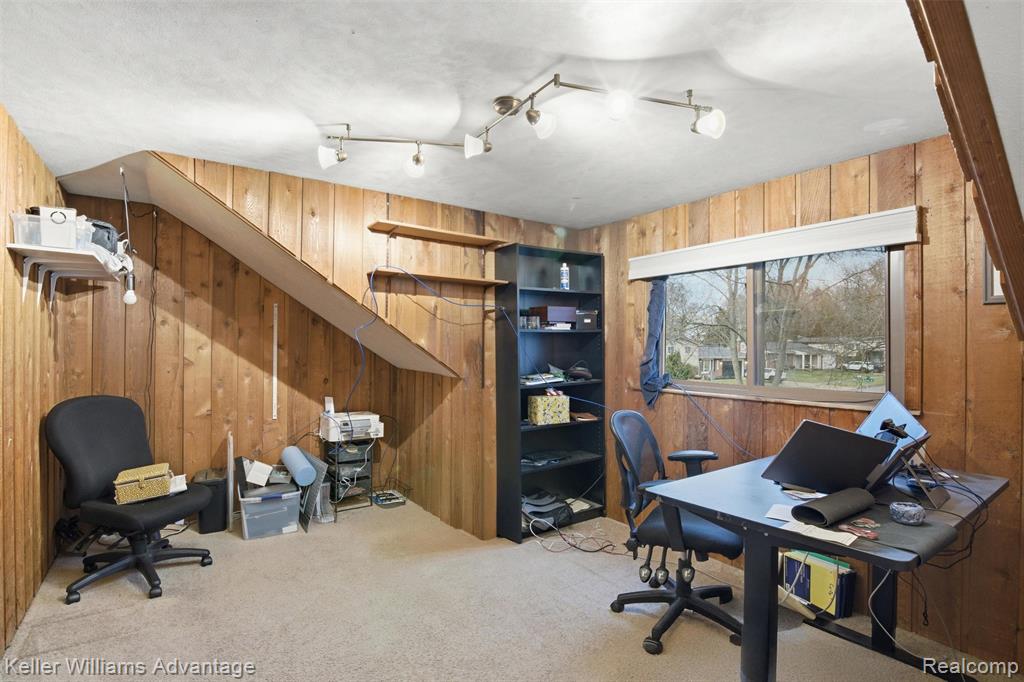 8610 Buffalo Drive, Commerce Twp, MI 48382 — Photo 35