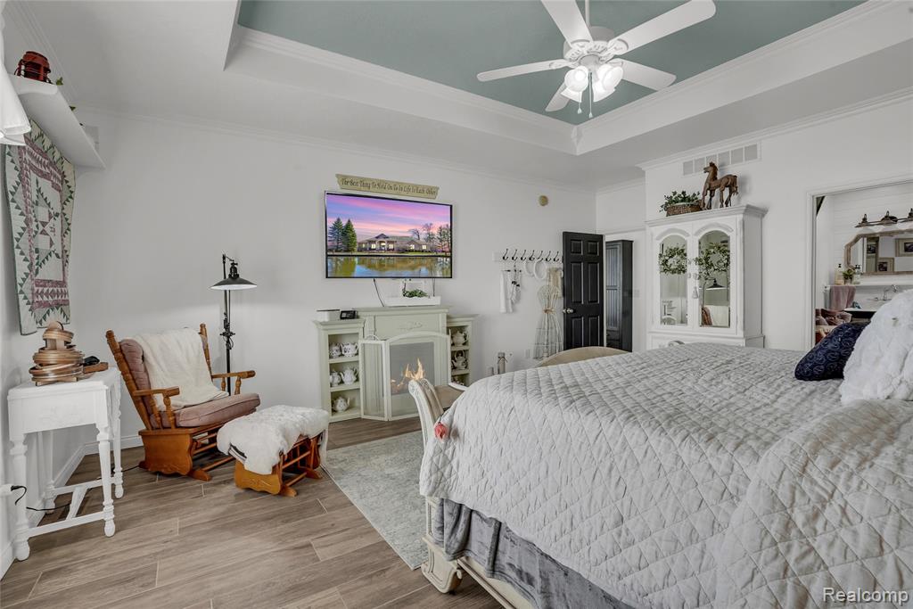 130 Whites Court, Houghton Lake, MI, 48629