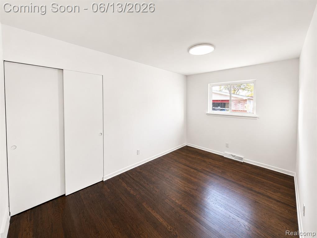 1561 Nottingham Drive, Madison Heights, MI 48071 — Photo 15
