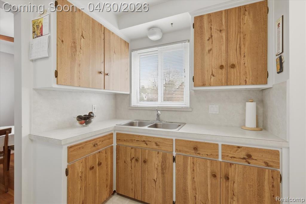 1919 Catalpa Drive, Berkley, MI 48072 — Photo 9