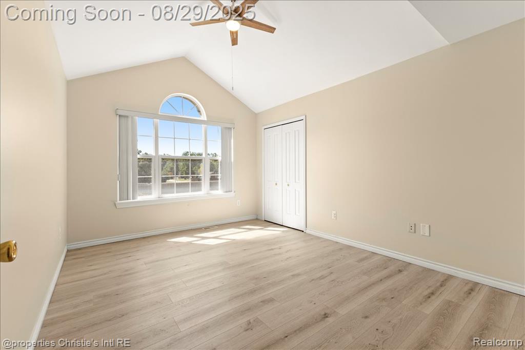 19236 W 11 Mile Road, Lathrup Village, MI 48076 — Photo 19
