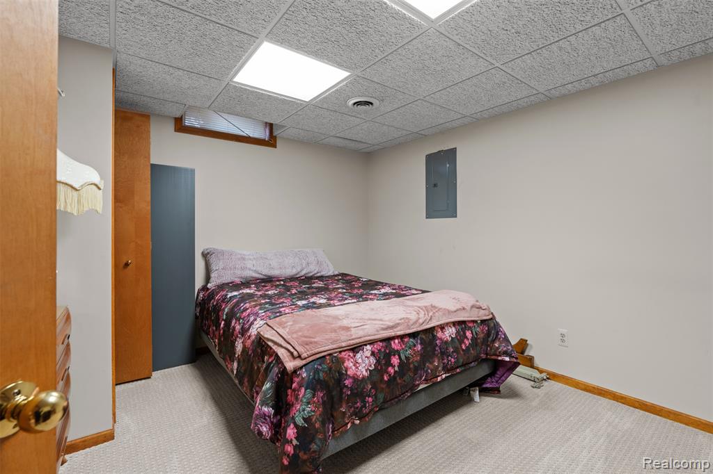 6859 Tangle Wood, Waterford, MI 48327 — Photo 34