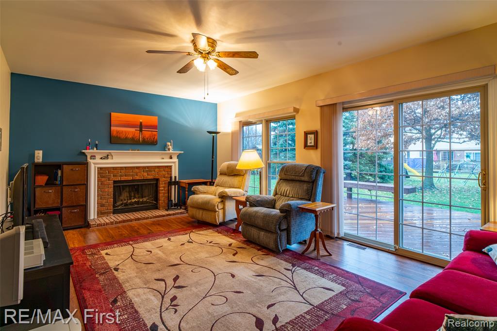 6676 Lambeth Way, Canton, MI 48187 — Photo 17