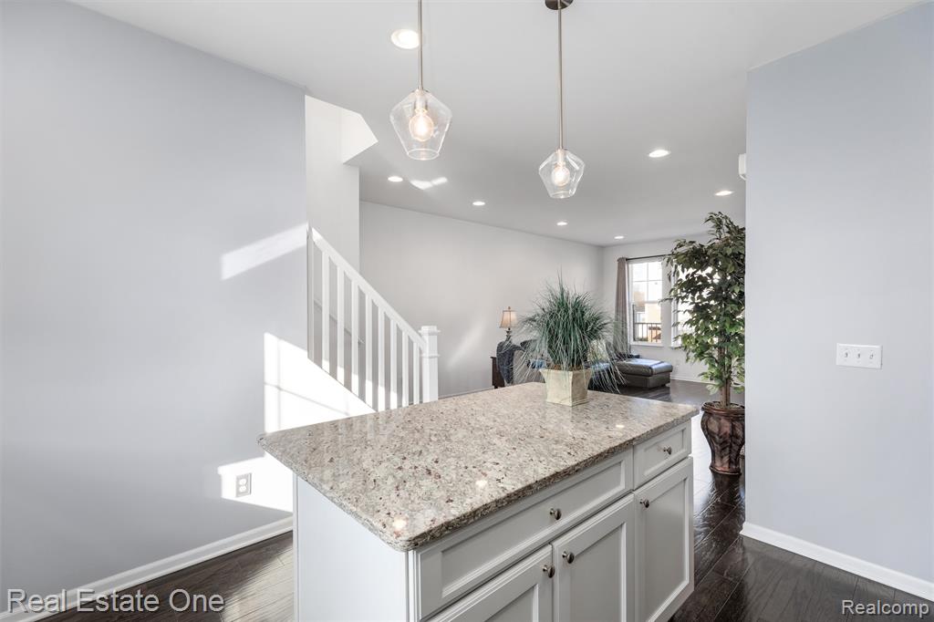 260 Center Boulevard, Wixom, MI 48393 — Photo 11
