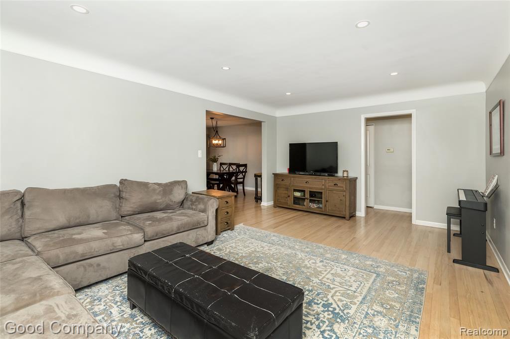 606 Magnolia Avenue, Royal Oak, MI 48073 — Photo 6