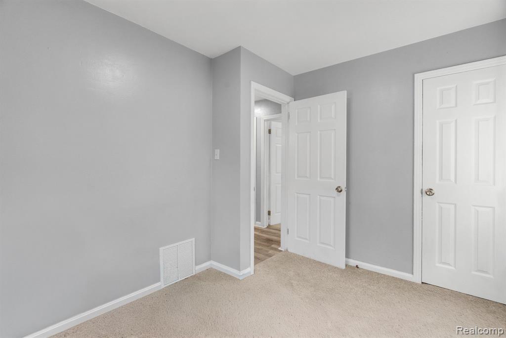 6003 Oldtown Street, Detroit, MI 48224 — Photo 17