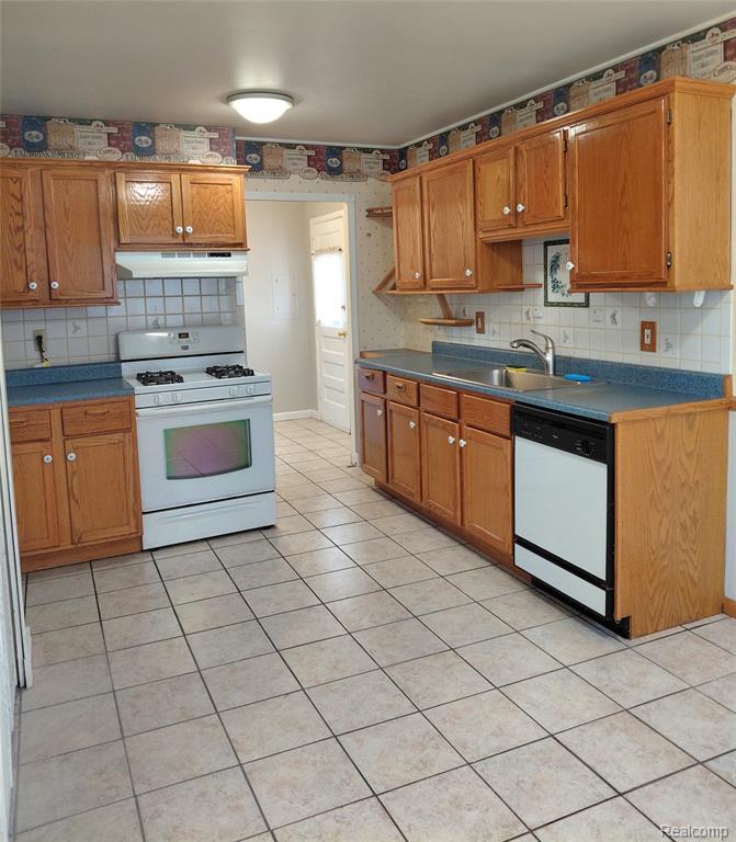 513 S Hawthorne Street, Westland, MI 48186 — Photo 2