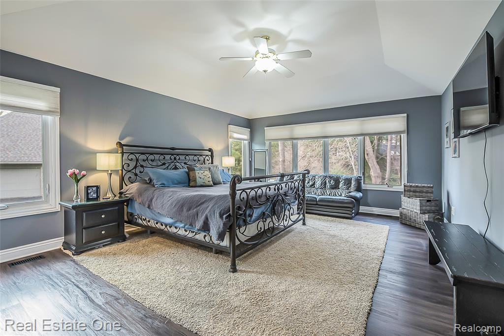 5350 Hidden Pines Drive, Brighton, MI 48116 — Photo 42