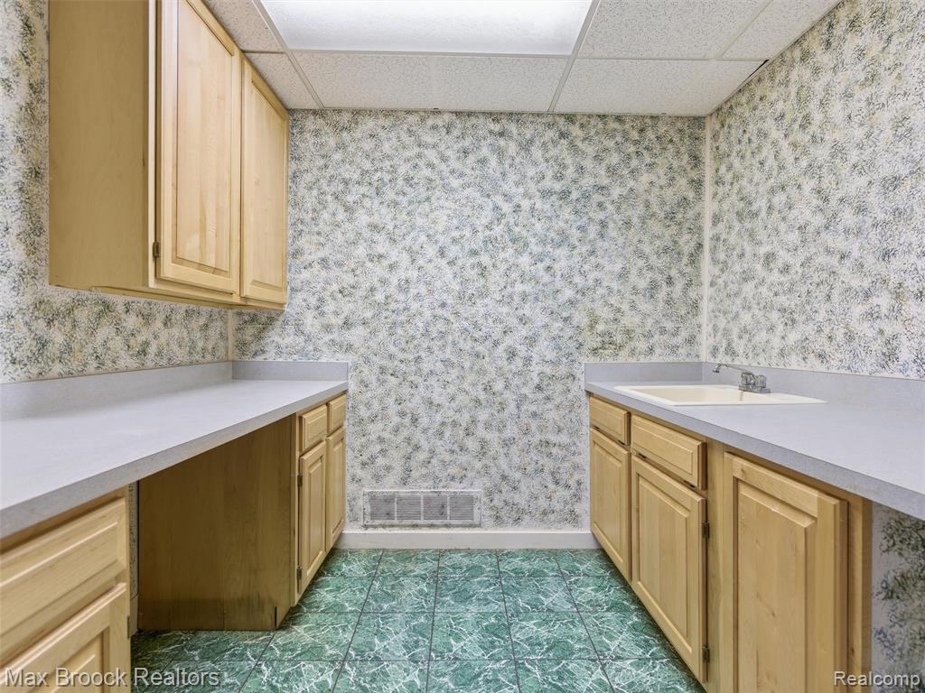 4009 Dabish Drive, Lake Orion, MI 48362 — Photo 73