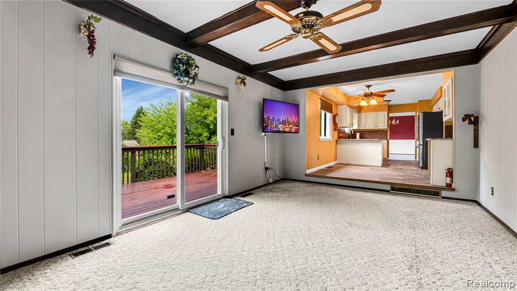 165 Lisa Court, White Lake, MI — Photo 15