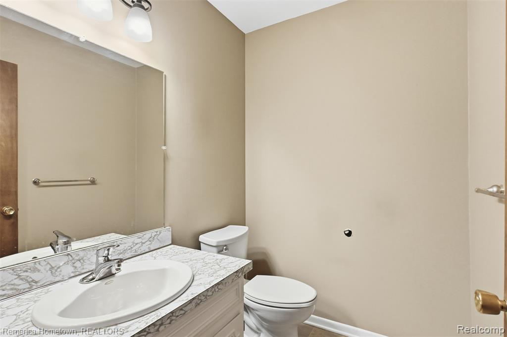 12811 Glenview Drive, Plymouth, MI 48170 — Photo 16