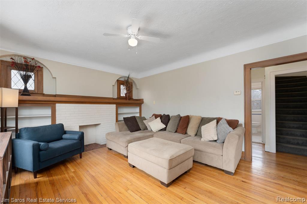 4836 Kensington Avenue, Detroit, MI 48224 — Photo 3