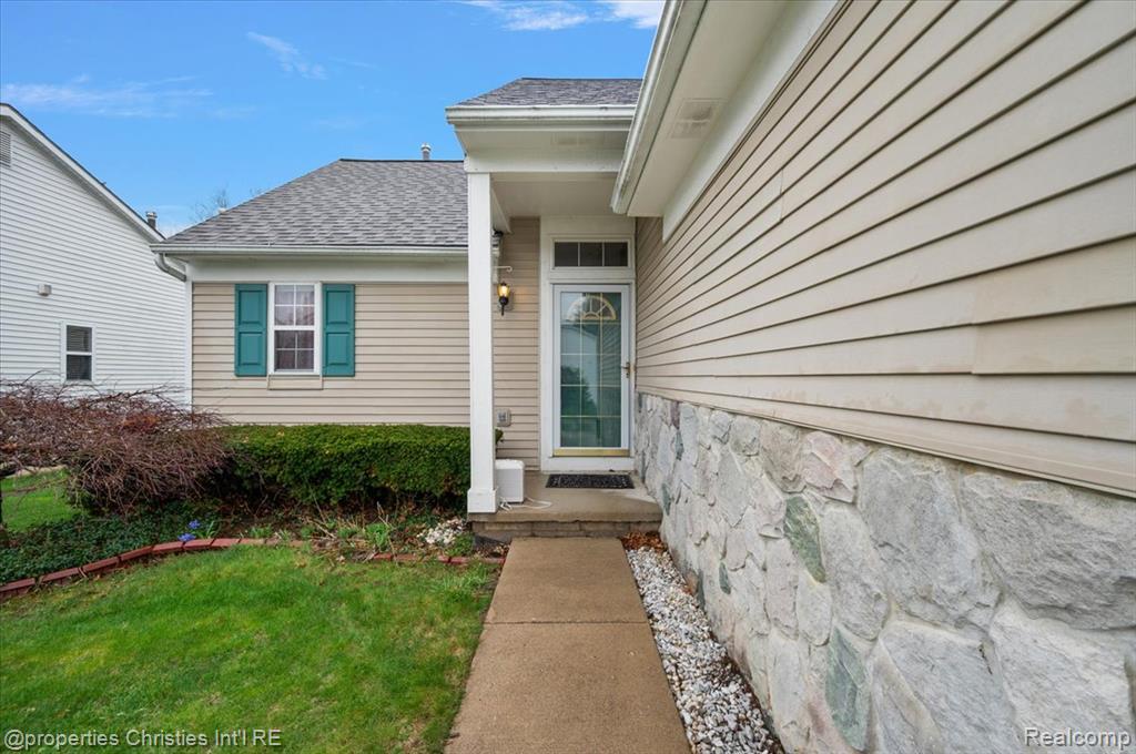 955 Rikki Ann, Wixom, MI 48393 — Photo 5