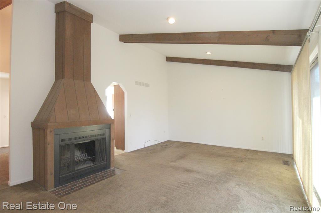 4458 Southmoor Lane, West Bloomfield, MI 48323 — Photo 30