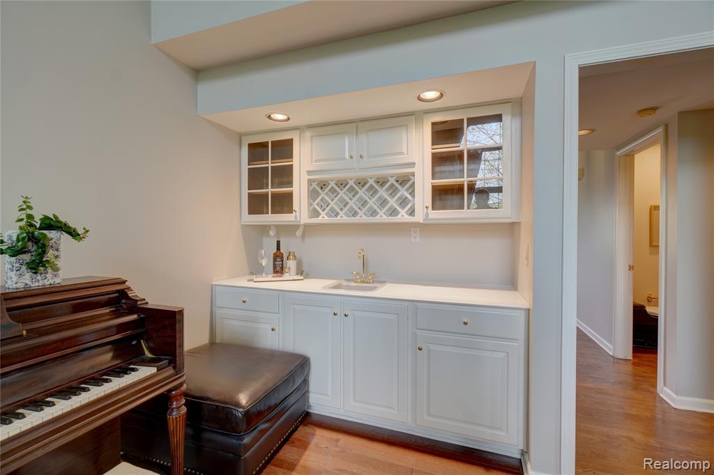 3066 Woodcreek Way, Bloomfield Hills, MI 48304 — Photo 12
