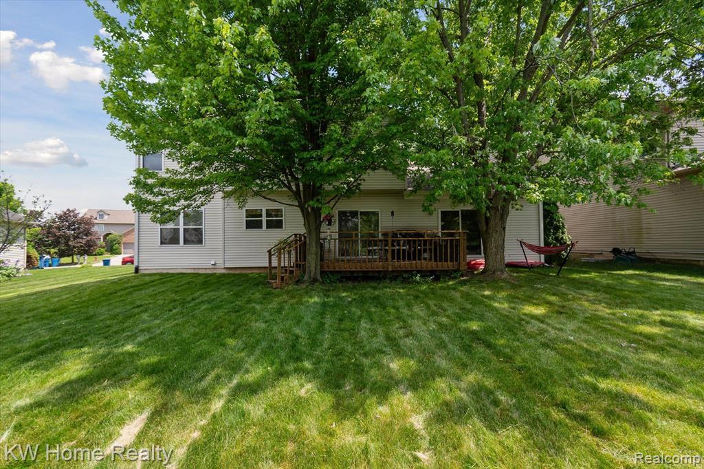 4672 NUTMEG Drive, Ypsilanti, MI 48197 — Photo 51