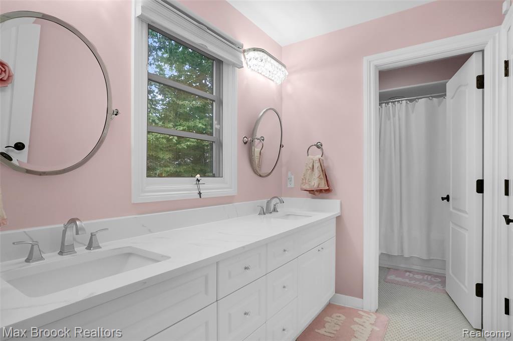 3185 Saint James Court, Oakland, MI 48306 — Photo 45