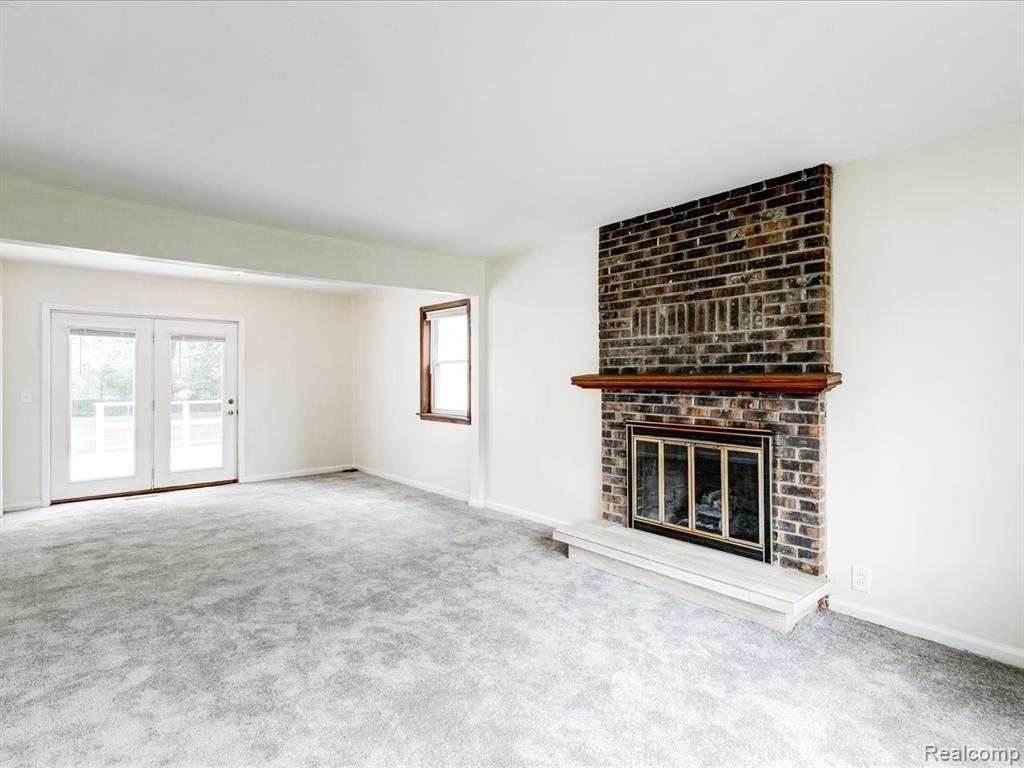 641 Michigan Avenue, Marysville, MI 48040 — Photo 6