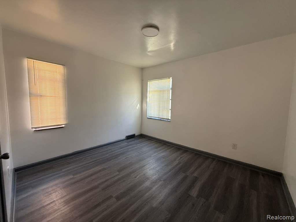 9747 Somerset Avenue, Detroit, MI 48224 — Photo 11