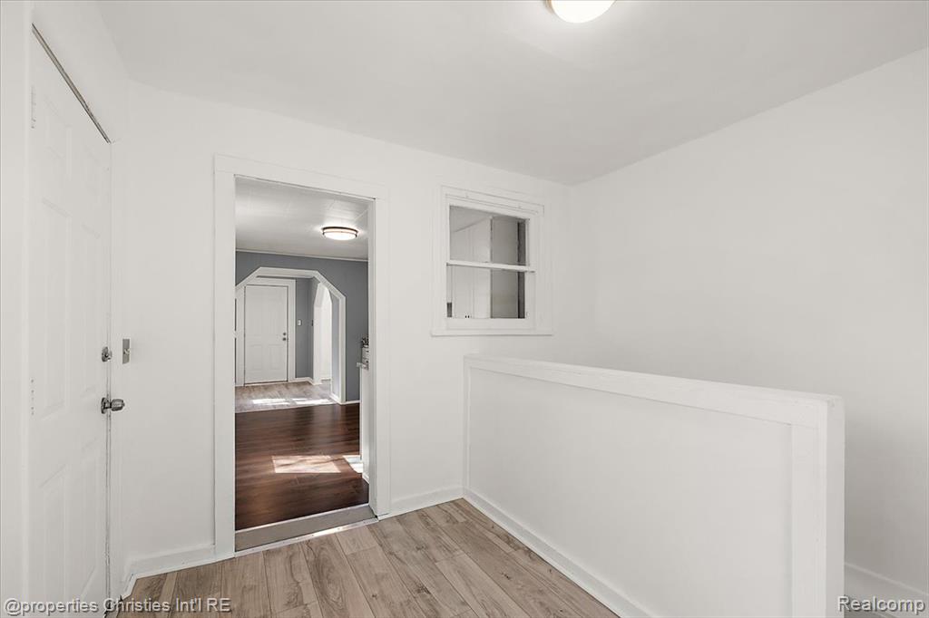 228 W Columbia Avenue, Pontiac, MI 48340 — Photo 27