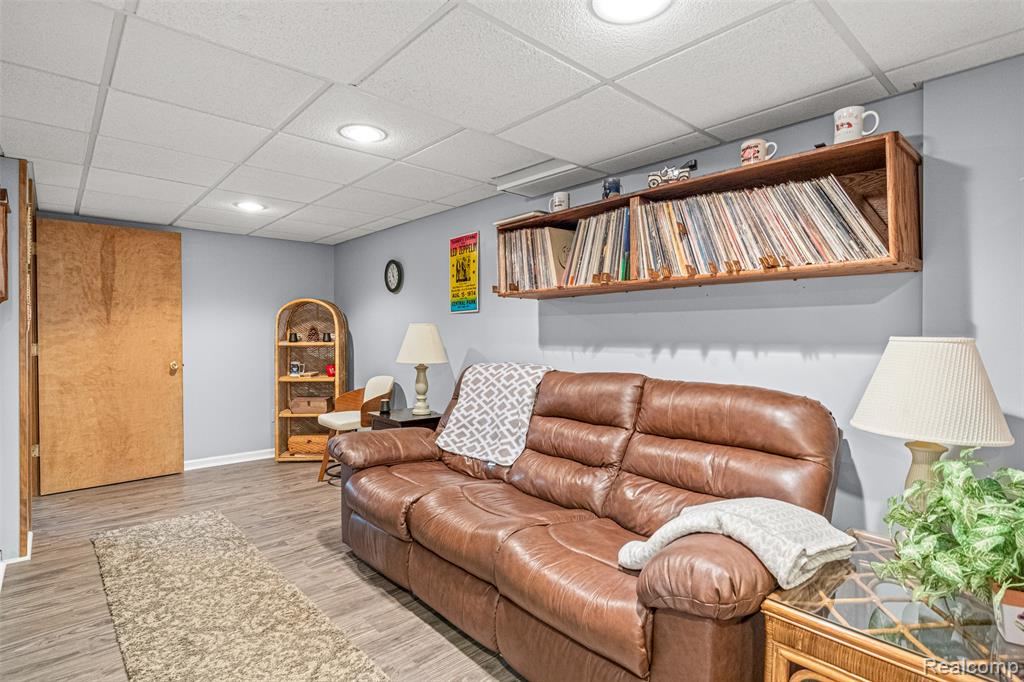 780 Saint Johns Boulevard, Lincoln Park, MI 48146 — Photo 31