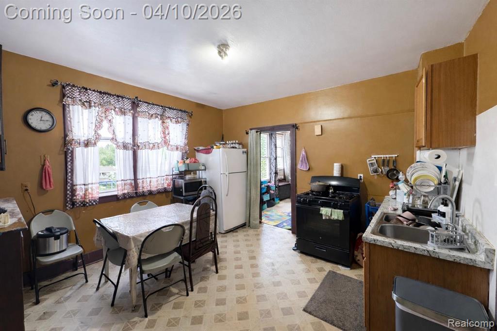 12624 Charest Street, Hamtramck, MI 48212 — Photo 14