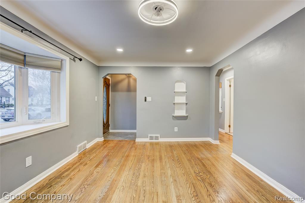 706 N Vermont Avenue, Royal Oak, MI 48067 — Photo 5