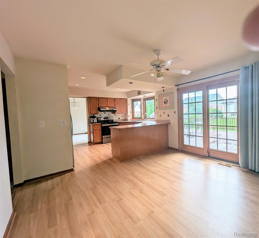 421 Buttercup Drive, Rochester Hills, MI 48307 — Photo 7