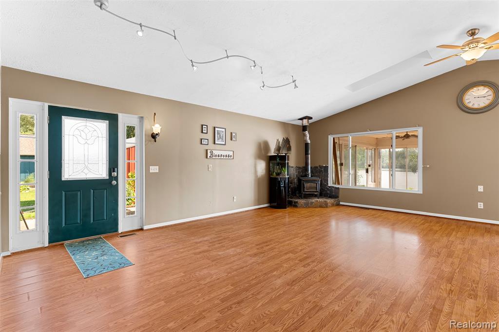 6177 1/2 S Sheridan Avenue, Durand, MI 48429 — Photo 14