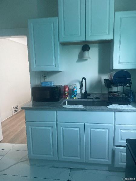 5029 Whitfield Street, Detroit, MI 48204 — Photo 6
