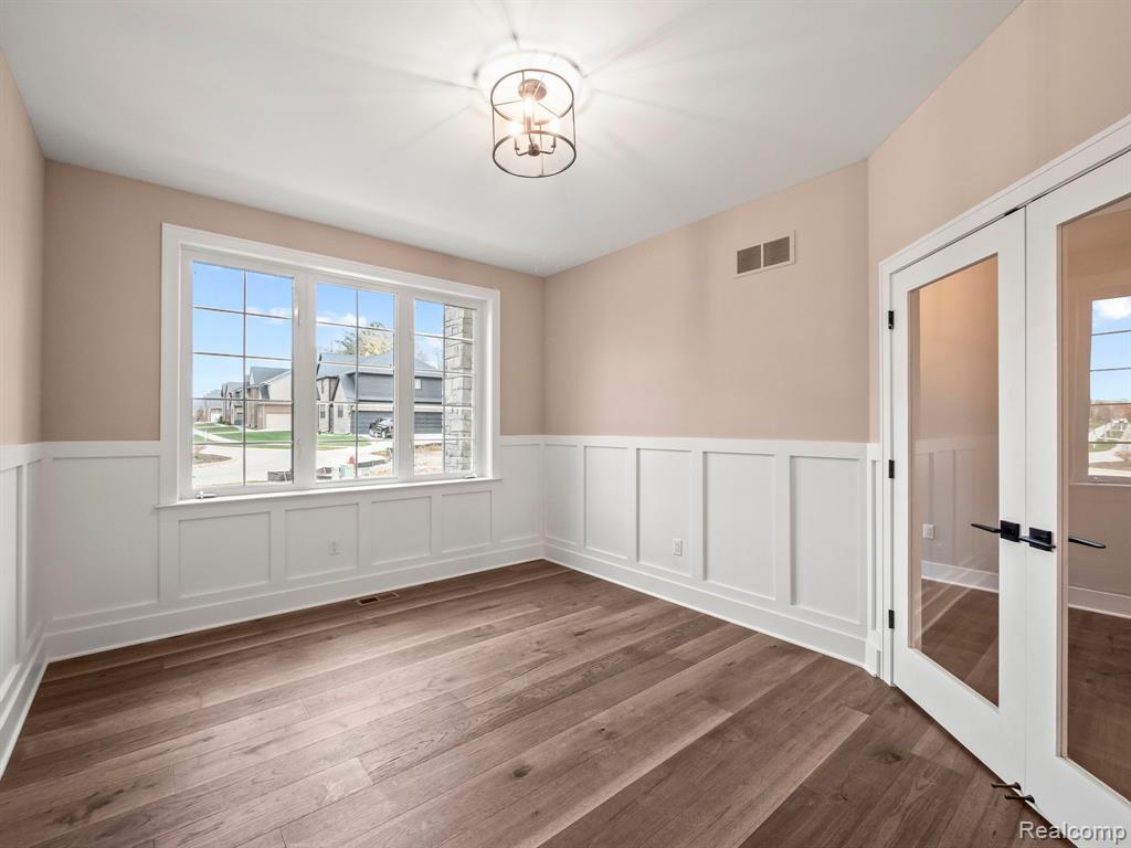 929 KIMBERLY Court, Troy, MI 48098 — Photo 13
