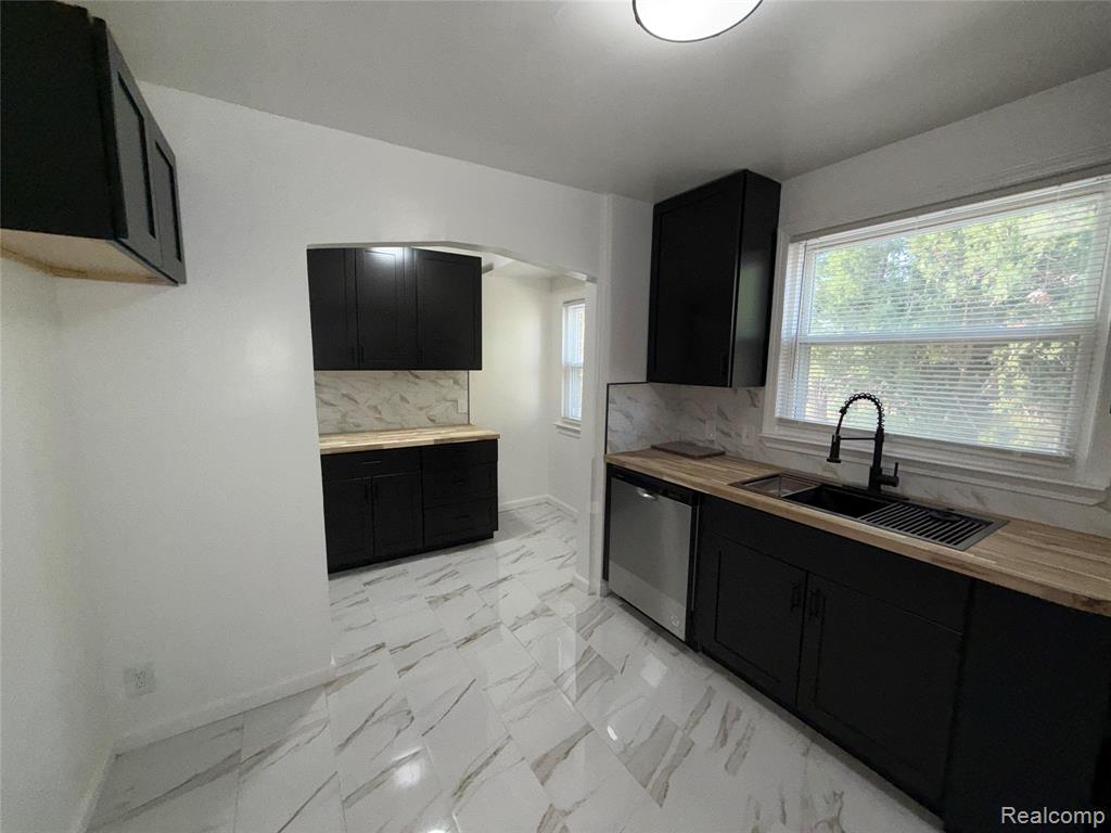 19721 Spencer Street, Detroit, MI 48234 — Photo 31
