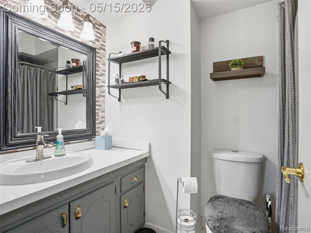 42231 Toddmark Lane, Clinton Twp, MI 48038 — Photo 11