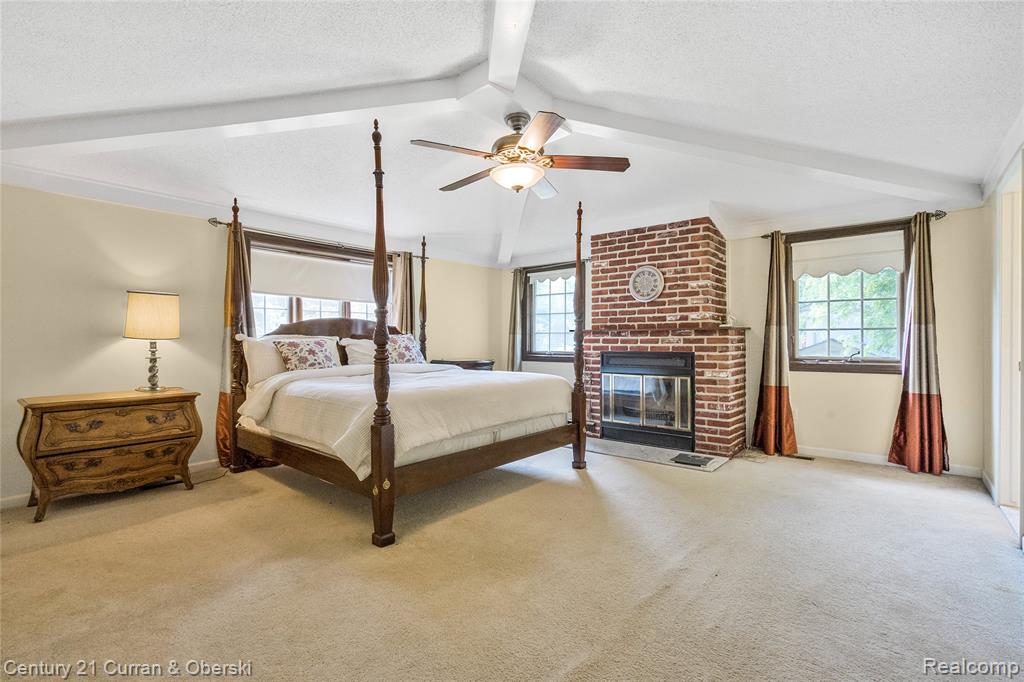 5994 Glen Eagles Drive, West Bloomfield, MI 48323 — Photo 28