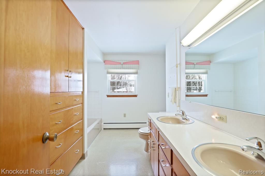 1105 S Mueller Road, Saginaw, MI 48601 — Photo 35
