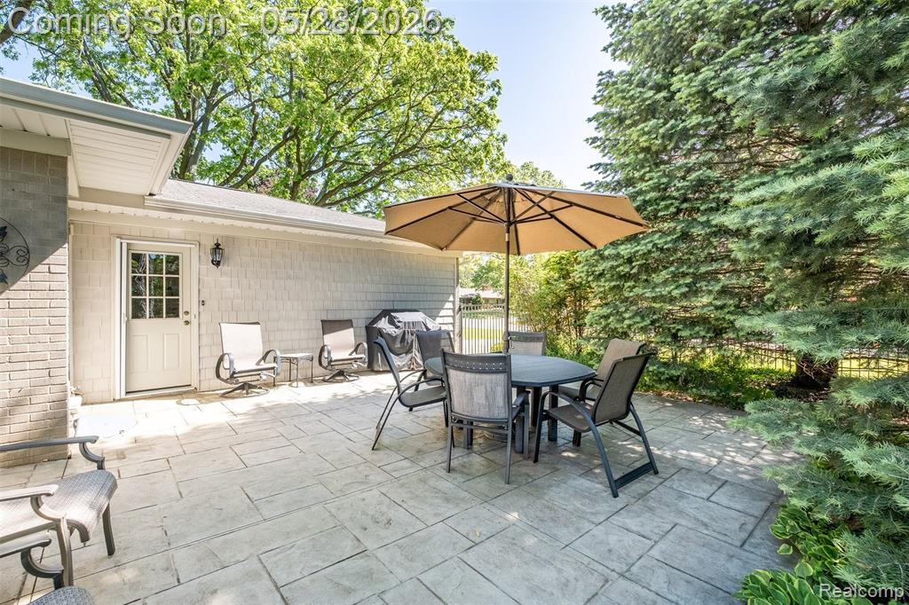 3621 Berkshire Drive, Bloomfield Hills, MI 48301 — Photo 48