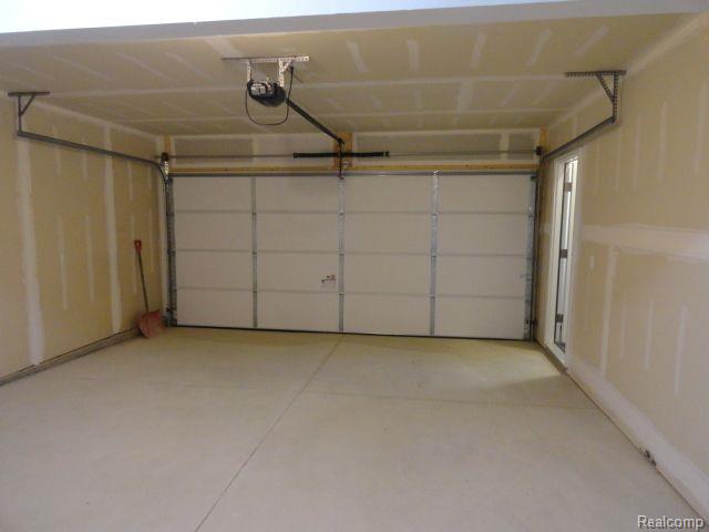 5926 Arban Drive, Troy, MI 48098 — Photo 12