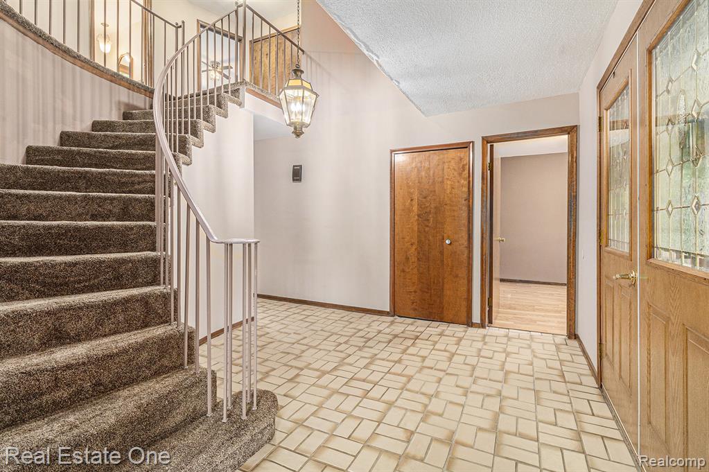 61631 Spring Circle Trail, Washington, MI — Photo 3