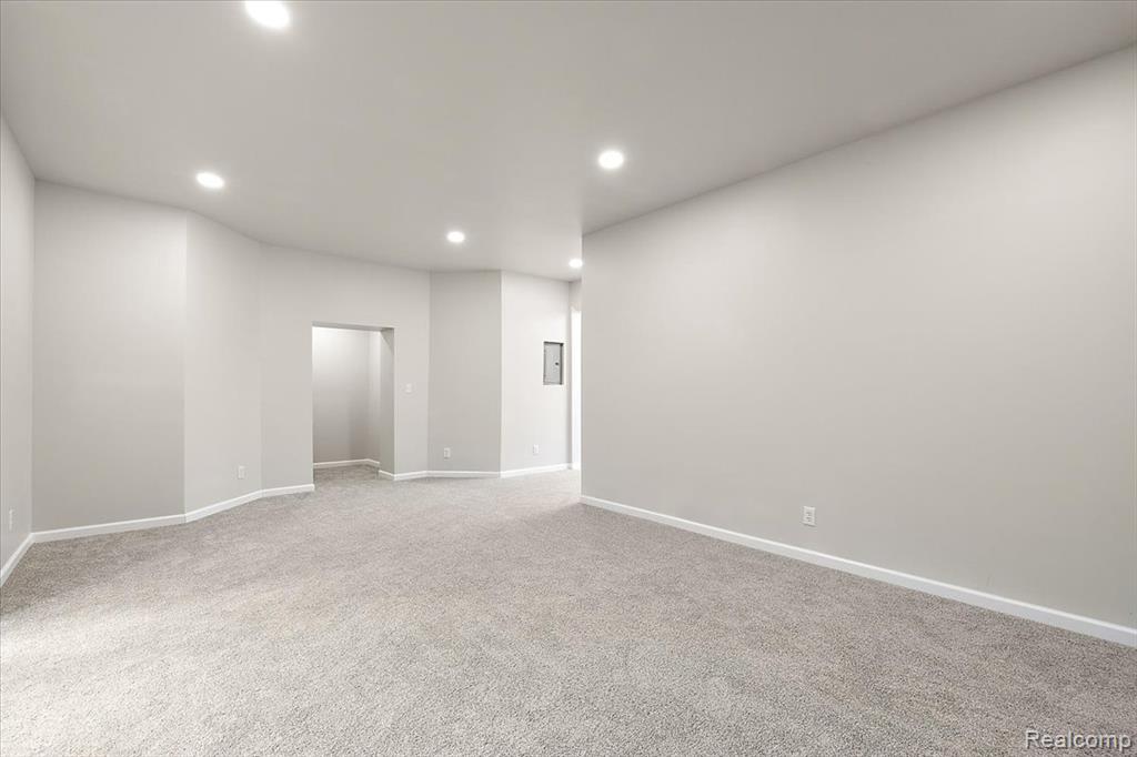 4700 Botany Glen, Commerce Twp, MI 48382 — Photo 53