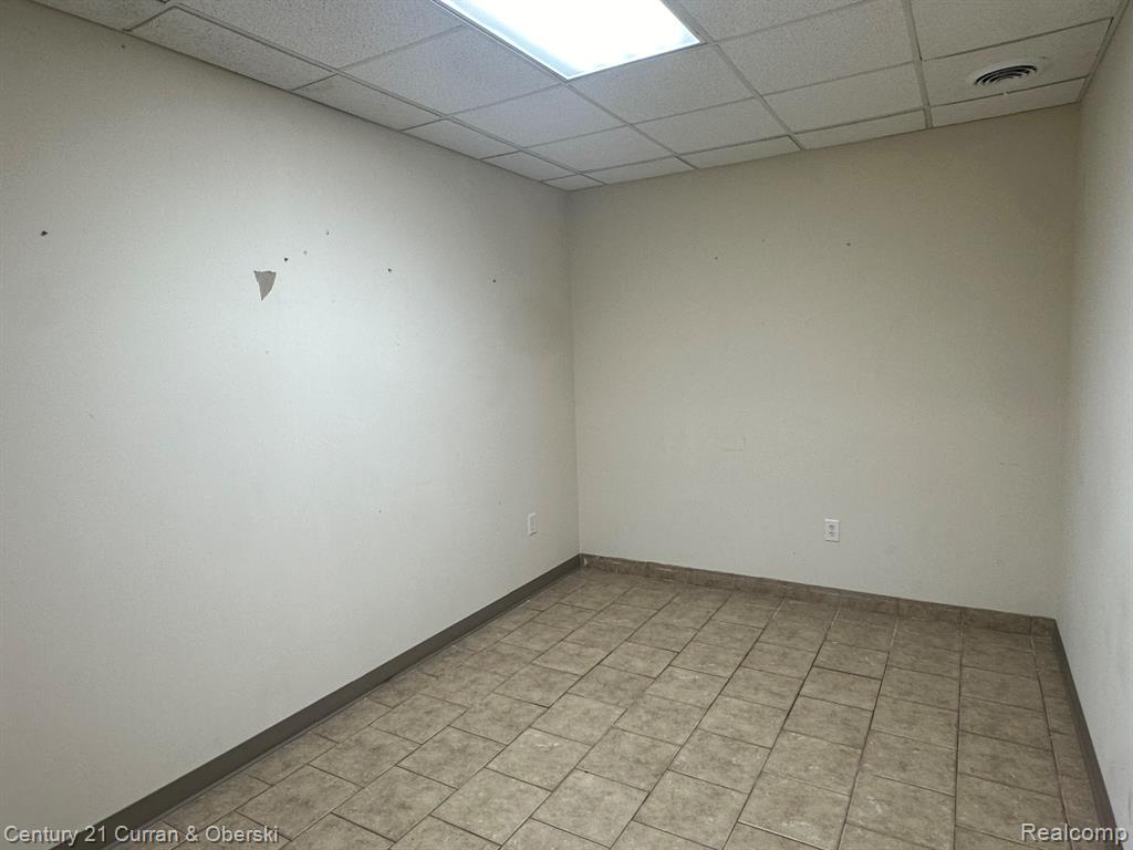 9001 Wayne Road, Livonia, MI 48150 — Photo 8