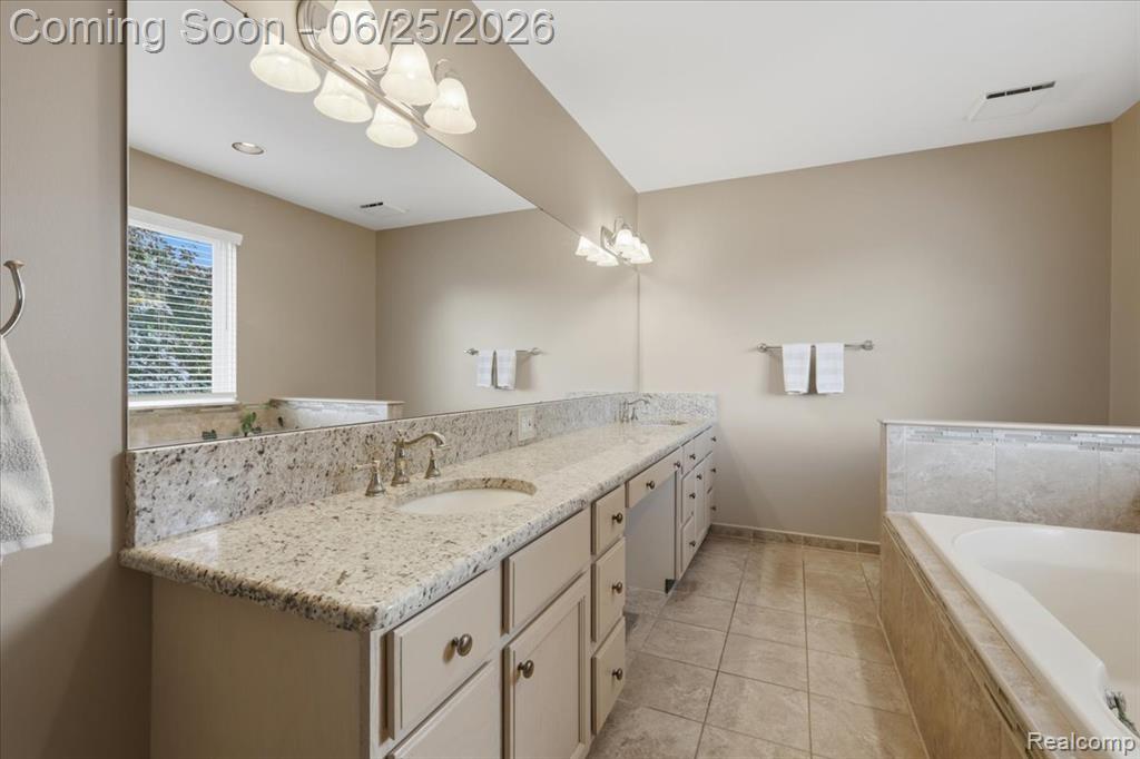 5762 Garnet Circle, Clarkston, MI 48348 — Photo 29