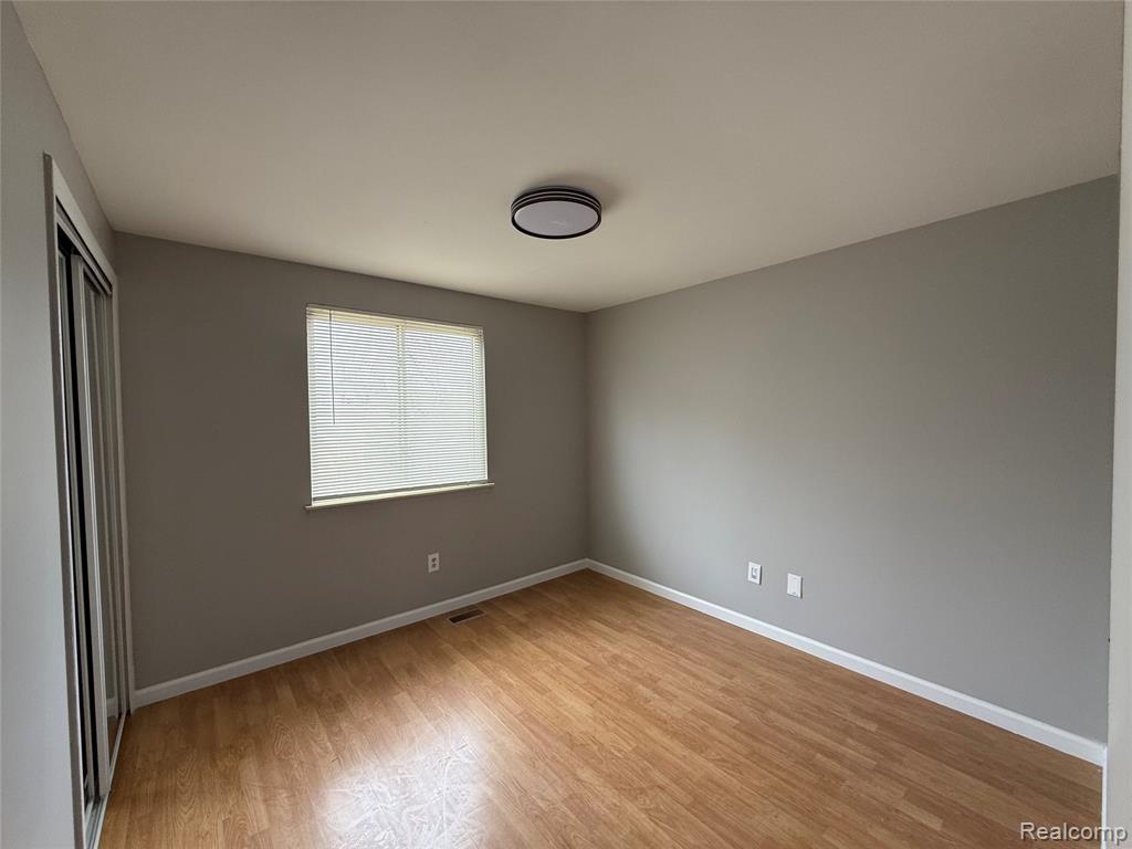 42768 Buckingham Drive, Sterling Heights, MI 48313 — Photo 7